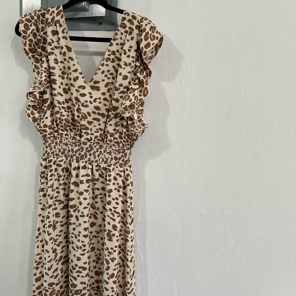 Leopard Print Ruffle Dress - Picture 2 of 3